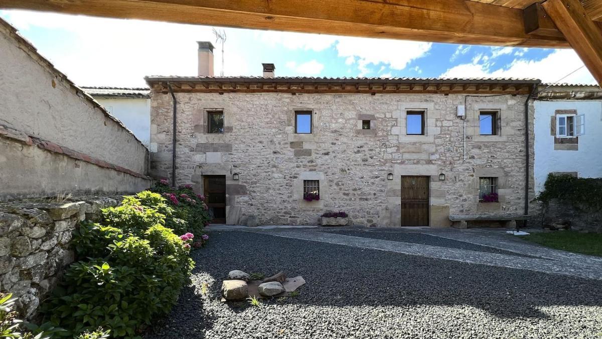 La Casa De Celada Villa Celada de Los Calderones Exterior foto